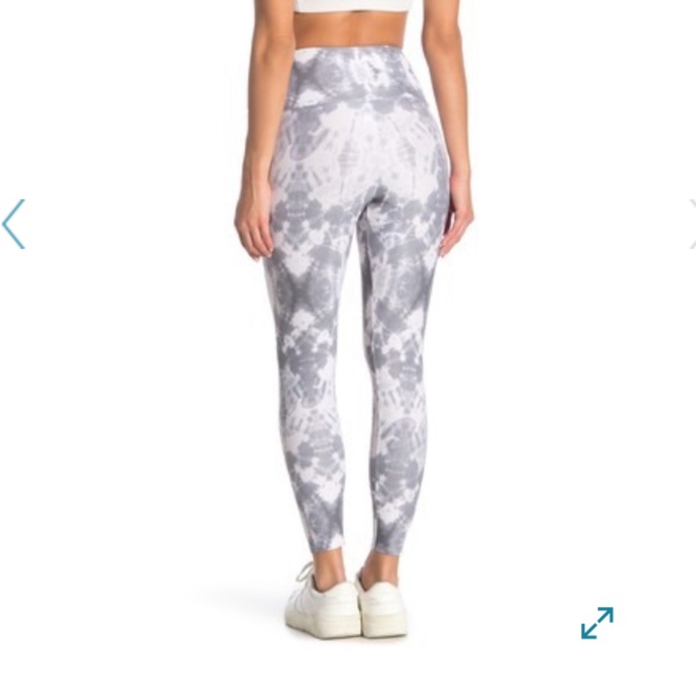 NEW! Onzie High Waisted Leggings - Picture 2 of 7